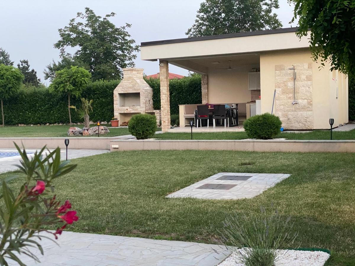Vila Eleonora Beograd Exterior photo